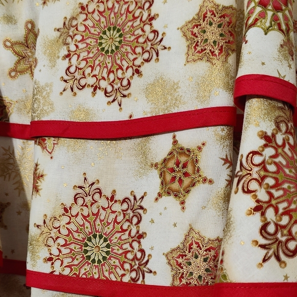 Hand Stitched Half Apron - Vintage by Candy's Aprons - Picture 3 of 6